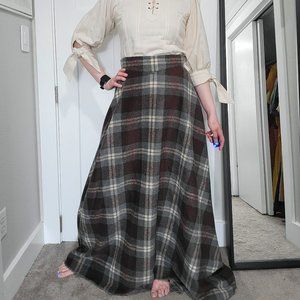 CostureroReal Tartan Skirt in Brown and Grey Size XS - S
